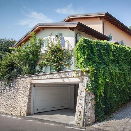 Casa Nadia - 3 Minuti Dall'Ospedale เนกรา ภายนอก รูปภาพ