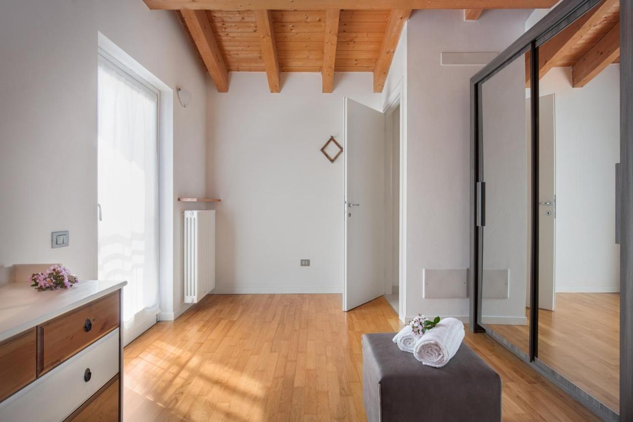 Casa Nadia - 3 Minuti Dall'Ospedale เนกรา ภายนอก รูปภาพ